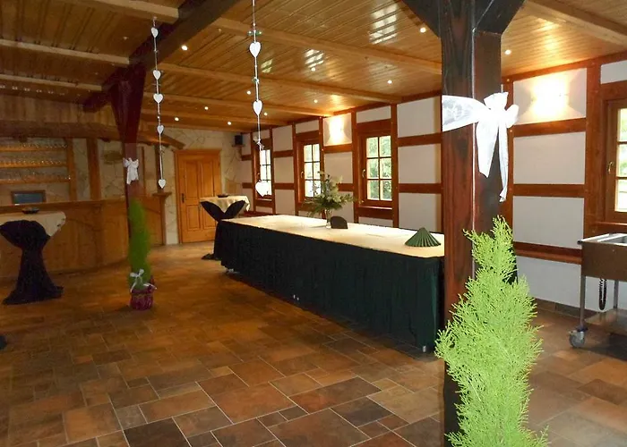 Naturhotel Etzdorfer Hof 3* Schoenburg